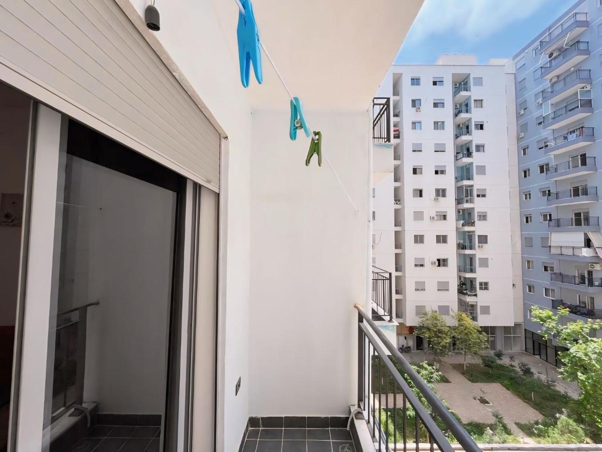Gerald'S Central Apartments فلورا المظهر الخارجي الصورة